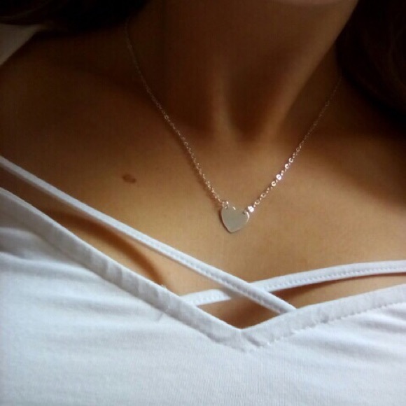 💕Heart Necklace - Picture 3 of 4